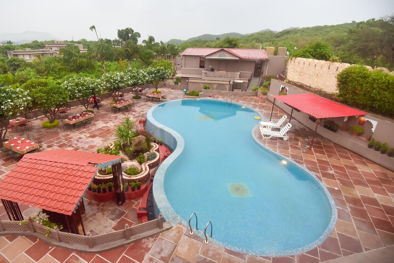 Araliayas Resort & Spa Udaipur Exterior photo