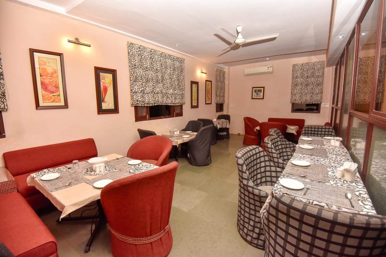 Araliayas Resort & Spa Udaipur Exterior photo